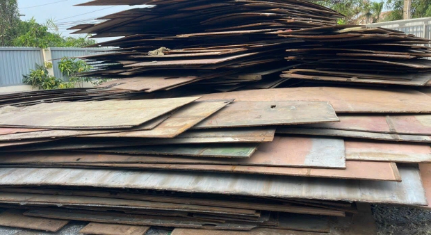Thu mua tôn chống lầy cũ giá cao - Thu mua tận nơi